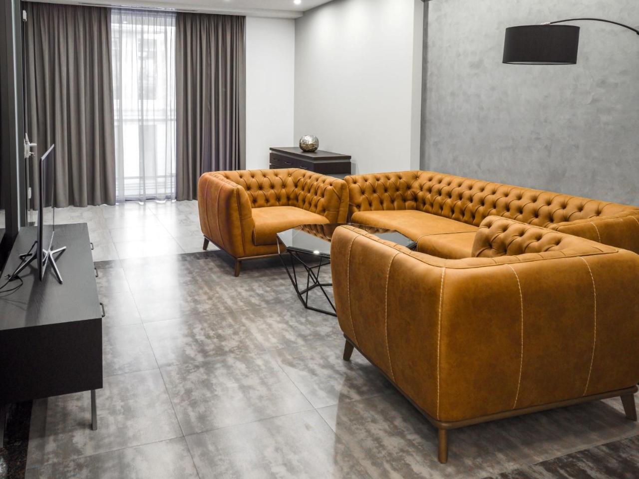 Aghababyan'S Hotel Yerevan Exterior foto A 3D rendering of a living room